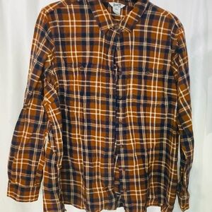 Duluth Trading Co Rust and Navy Plaid Flannel Button-Down Shirt